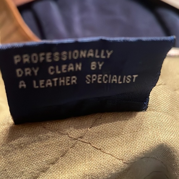 Authentic Western Leather Vest - Picture 6 of 9